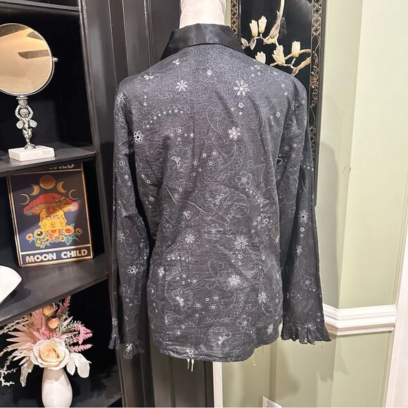 Antilia Femme Black Floral Eyelet Blouse with Satin Trim – Size L - Picture 8 of 12